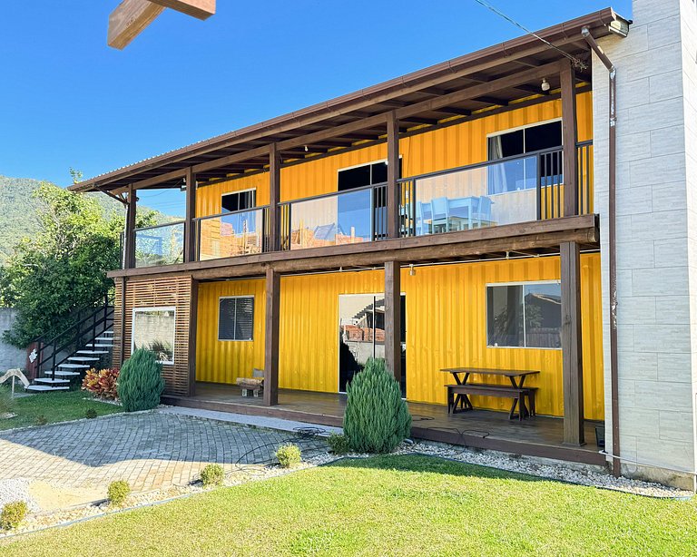 Contêiner Exclusivo - Praia da Gamboa - GAR001