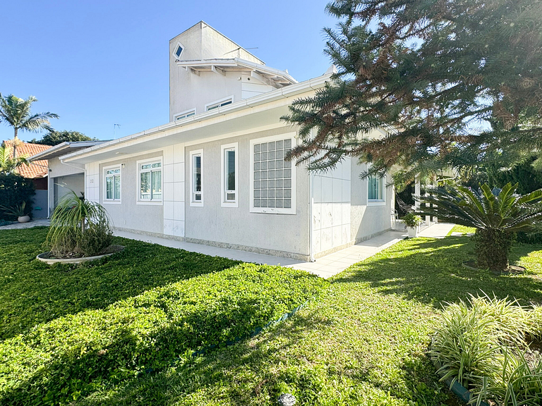 Casa Moderna e Aconchegante a 300m do mar - SDI005