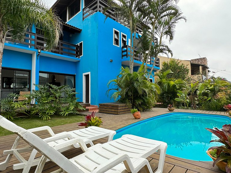 Ampla Casa com piscina a 100m da Praia da Vila Nova - IMB001