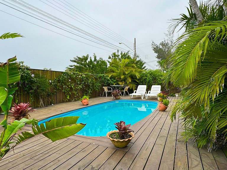Ampla Casa com piscina a 100m da Praia da Vila Nova - IMB001