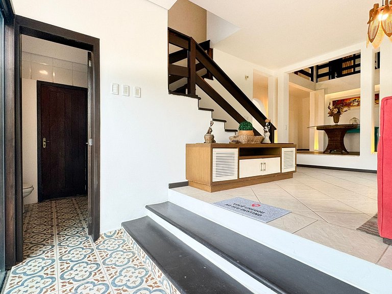 Ampla Casa com piscina a 100m da Praia da Vila Nova - IMB001