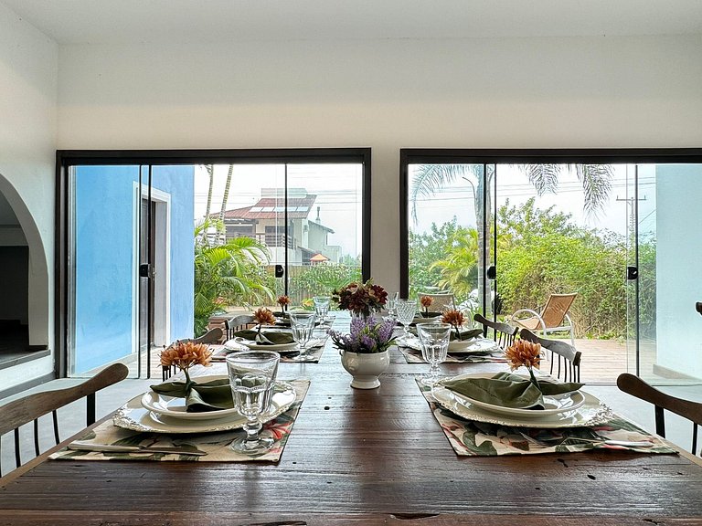 Ampla Casa com piscina a 100m da Praia da Vila Nova - IMB001