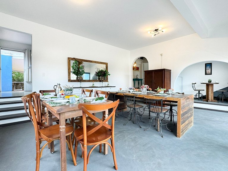 Ampla Casa com piscina a 100m da Praia da Vila Nova - IMB001