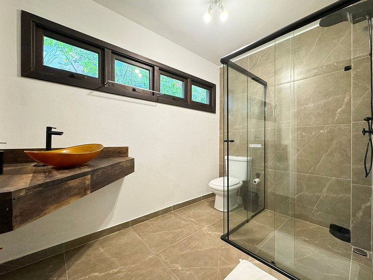 Ampla Casa com piscina a 100m da Praia da Vila Nova - IMB001