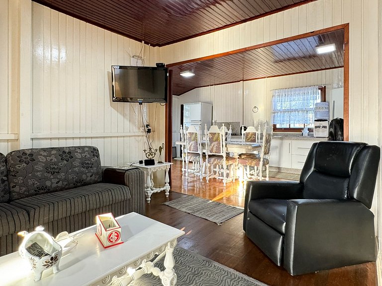 Casa Aconchegante na Lagoa de Ibiraquera - IMB003