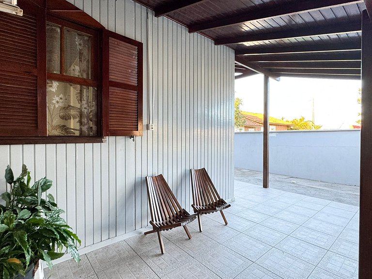 Casa Aconchegante na Lagoa de Ibiraquera - IMB003
