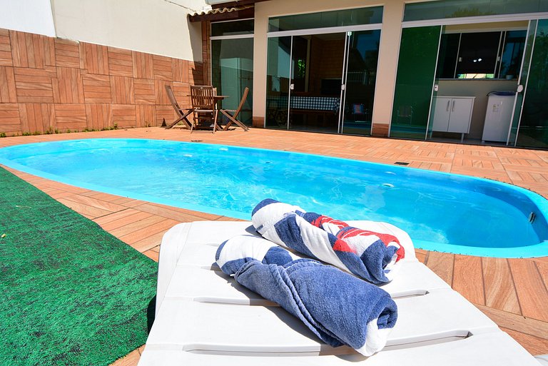 Casa c/ Piscina a 250m da Praia da Pinheira PLH006