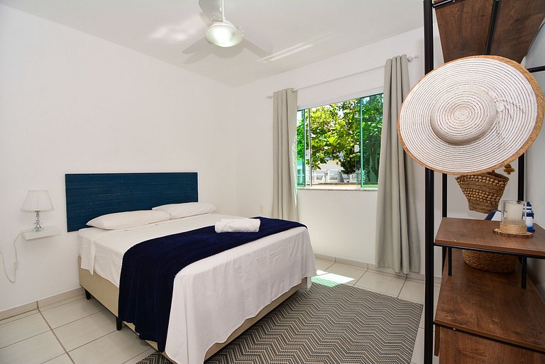 Casa c/ Piscina a 250m da Praia da Pinheira PLH006