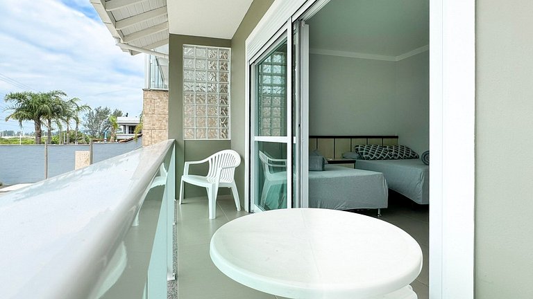 Casa à Beira Mar - Praia do Sonho - PLH007