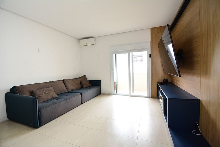 Casa na Barra da Lagoa a 500 metros do Mar - LDI003