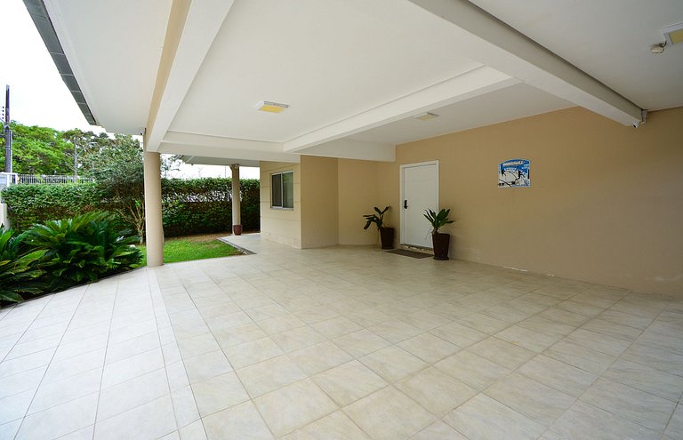 Casa na Barra da Lagoa a 500 metros do Mar - LDI003