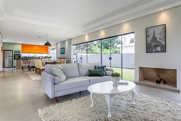 Elegante Casa em Condomímio Fechado Cachoeira B. Jesus - NDI