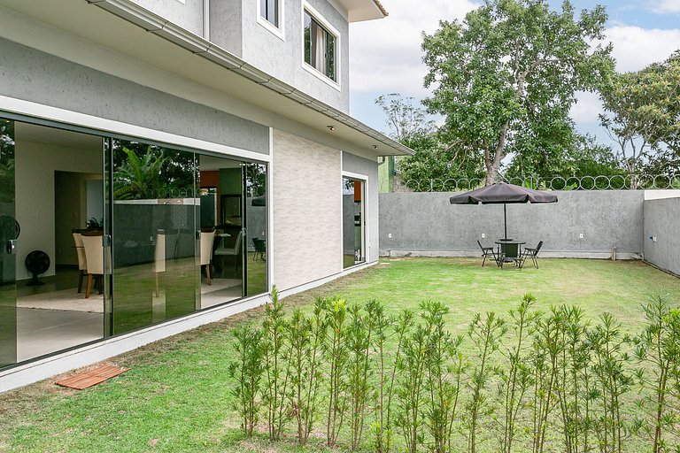 Elegante Casa em Condomímio Fechado Cachoeira B. Jesus - NDI