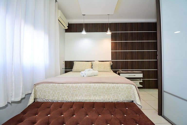 Casa com Piscina no Ribeirão da Ilha - SDI013