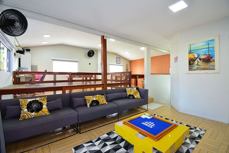 Casa com Piscina no Ribeirão da Ilha - SDI013