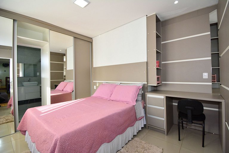 Casa com Piscina no Ribeirão da Ilha - SDI013
