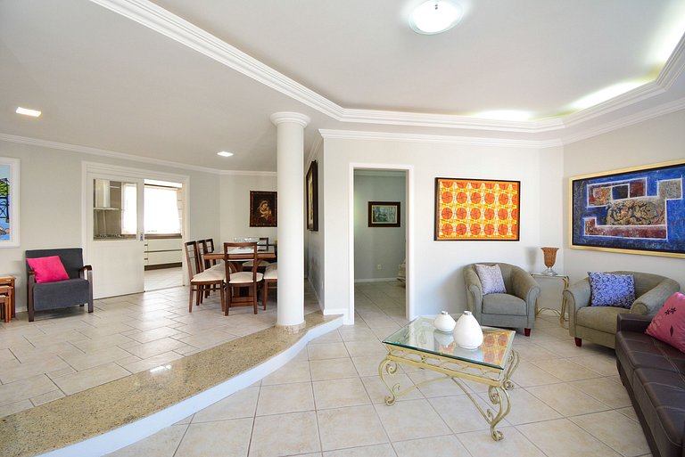 Casa com Piscina Morro das Pedras - SDI012