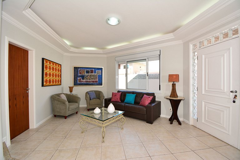 Casa com Piscina Morro das Pedras - SDI012