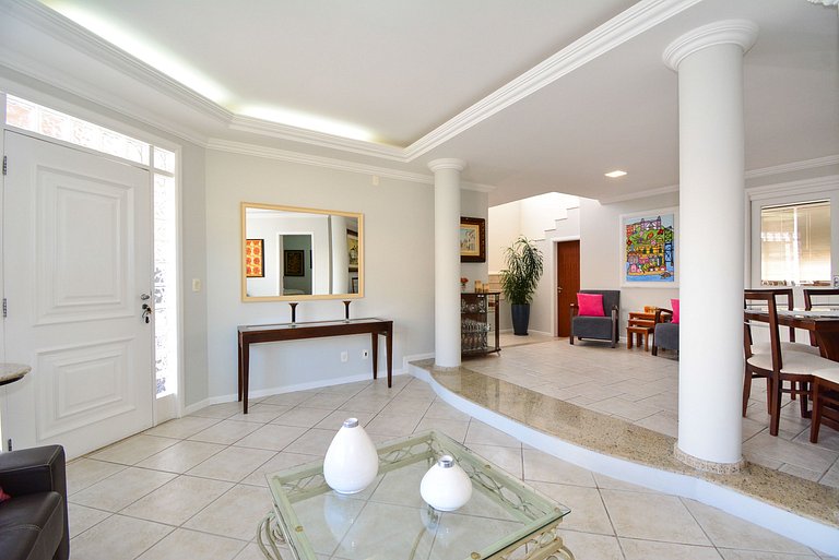 Casa com Piscina Morro das Pedras - SDI012