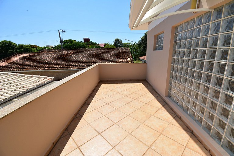 Casa com Piscina Morro das Pedras - SDI014