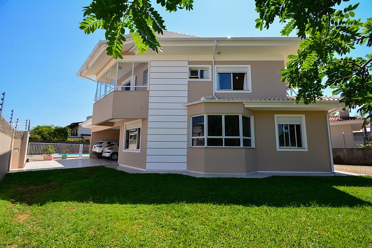 Casa com Piscina Morro das Pedras - SDI014