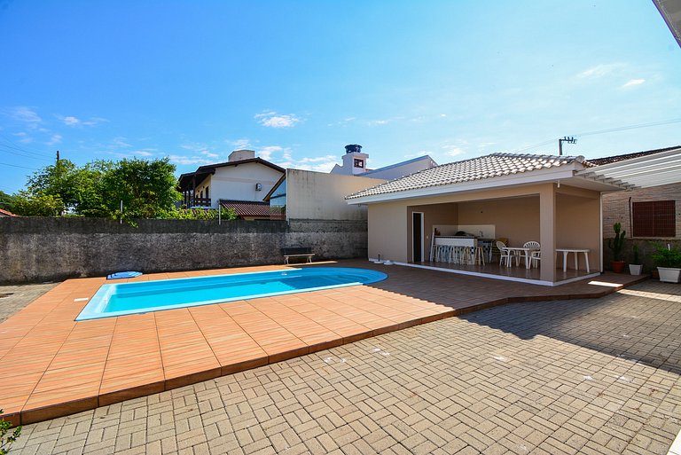 Casa com Piscina Morro das Pedras - SDI012
