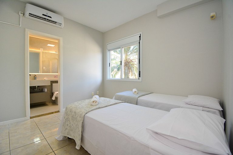 Elegante Casa com Piscina - João Paulo - CEN006