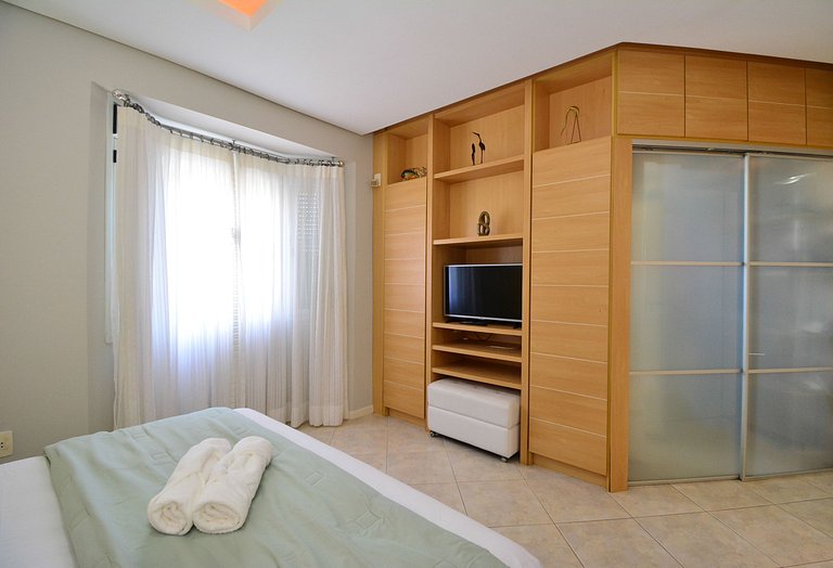 Elegante Casa com Piscina - João Paulo - CEN005
