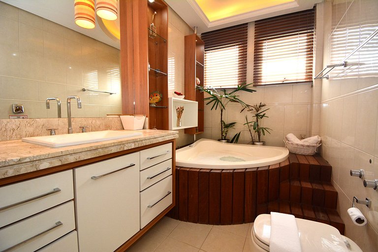 Elegante Casa com Piscina - João Paulo - CEN005