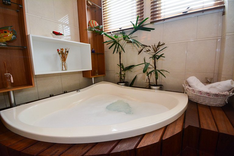 Elegante Casa com Piscina - João Paulo - CEN005