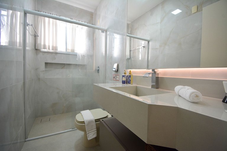 Elegante Casa com Piscina - João Paulo - CEN005