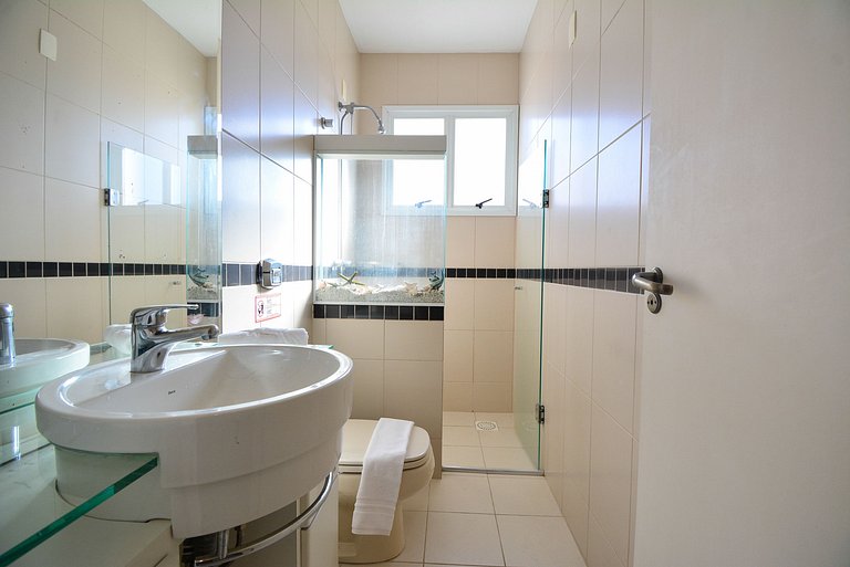 Elegante Casa com Piscina - João Paulo - CEN006