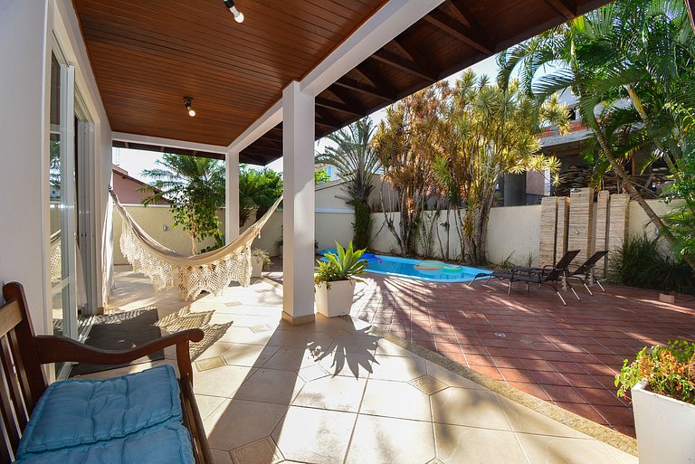 Elegante Casa com Piscina - João Paulo - CEN005