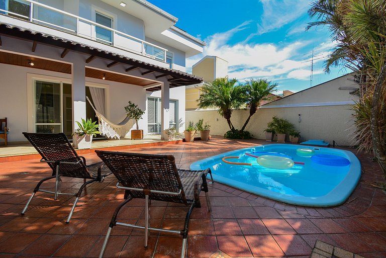 Elegante Casa com Piscina - João Paulo - CEN005