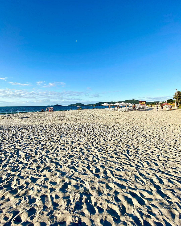 Apartamento a 150 metros da praia de Canasvieiras - NDI012