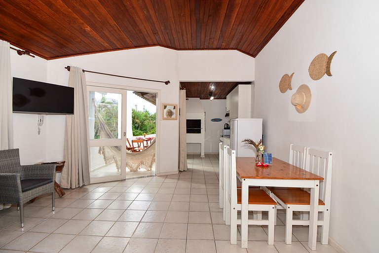 Apartamento a 150 metros da praia de Canasvieiras - NDI012