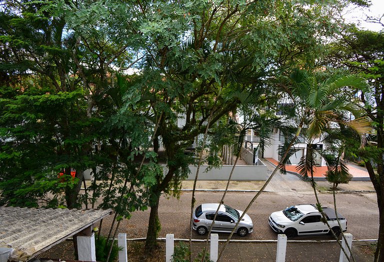 Apartamento a 150 metros da praia de Canasvieiras - NDI012