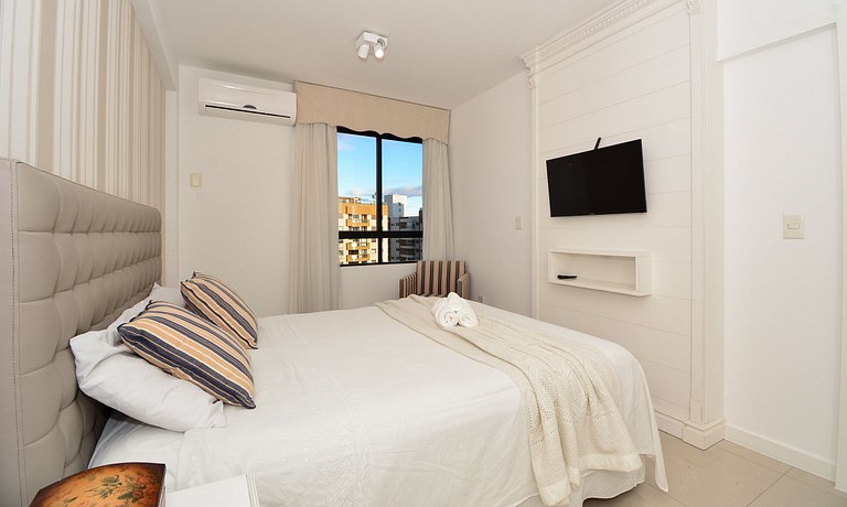 Flat com Vista para a Ponte Hercílio Luz - CEN007