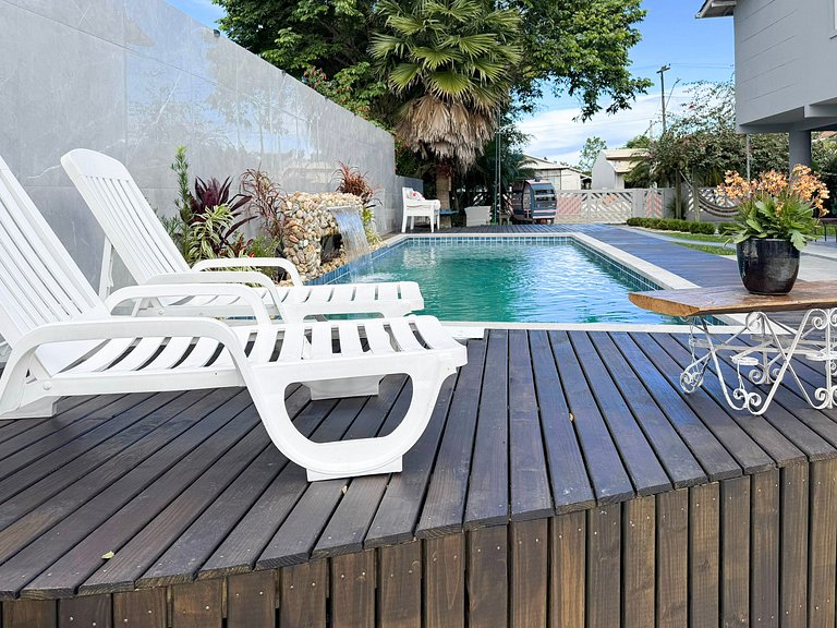 Ampla Casa com Piscina Ponta do Papagaio - PLH005