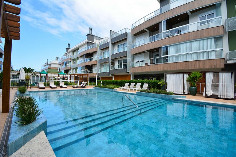 Apê em condomínio com piscina aquecida - Campeche - SDI016