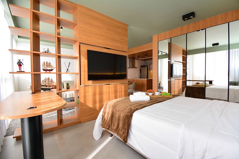 Luxuoso Studio em frente a UFSC e HU - VIVA 613R