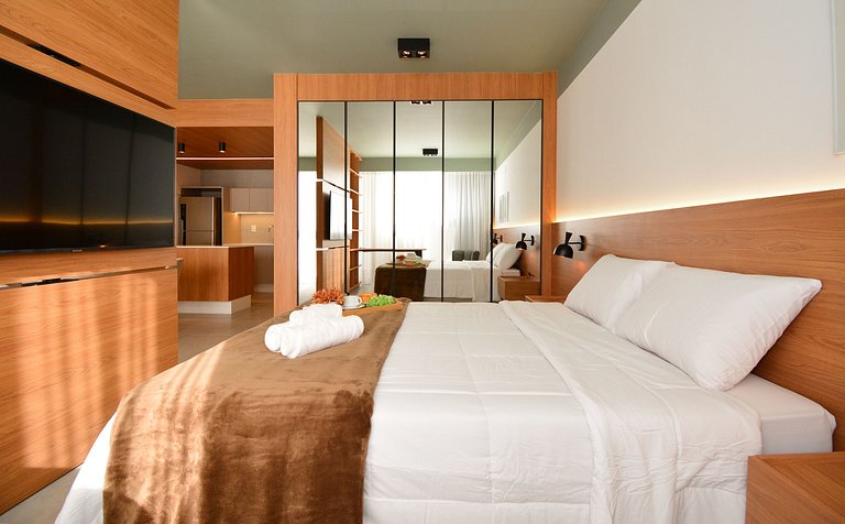 Luxuoso Studio em frente a UFSC e HU - VIVA 613R