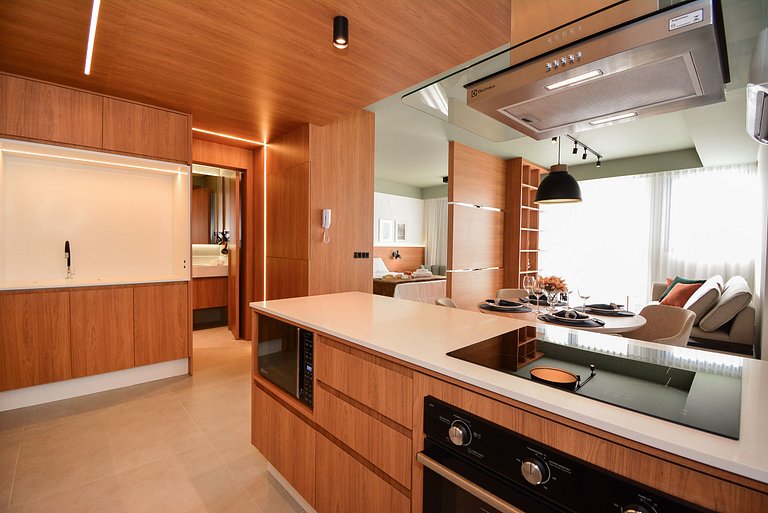 Luxuoso Studio em frente a UFSC e HU - VIVA 613R