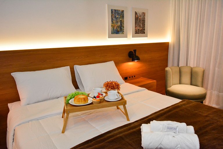 Luxuoso Studio em frente a UFSC e HU - VIVA 613R