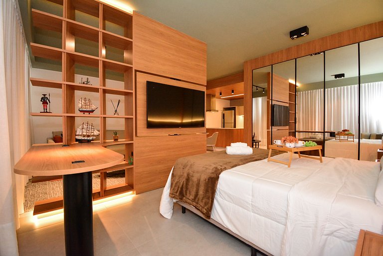 Luxuoso Studio em frente a UFSC e HU - VIVA 613R