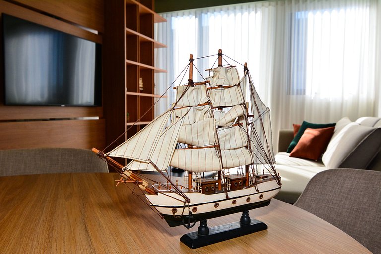 Luxuoso Studio em frente a UFSC e HU - VIVA 613R