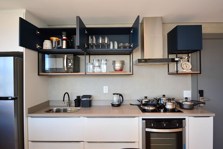 Amplo Apartamento em frente a UFSC e HU - 816R