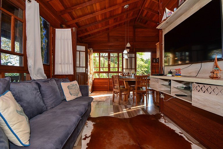 Casa à Beira Mar no Ribeirão da Ilha - SDI012