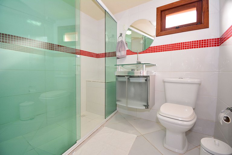 Casa à Beira Mar no Ribeirão da Ilha - SDI012