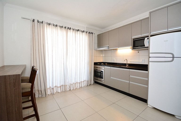 Amplo Apartanmento na Praia dos Ingleses - NIN013